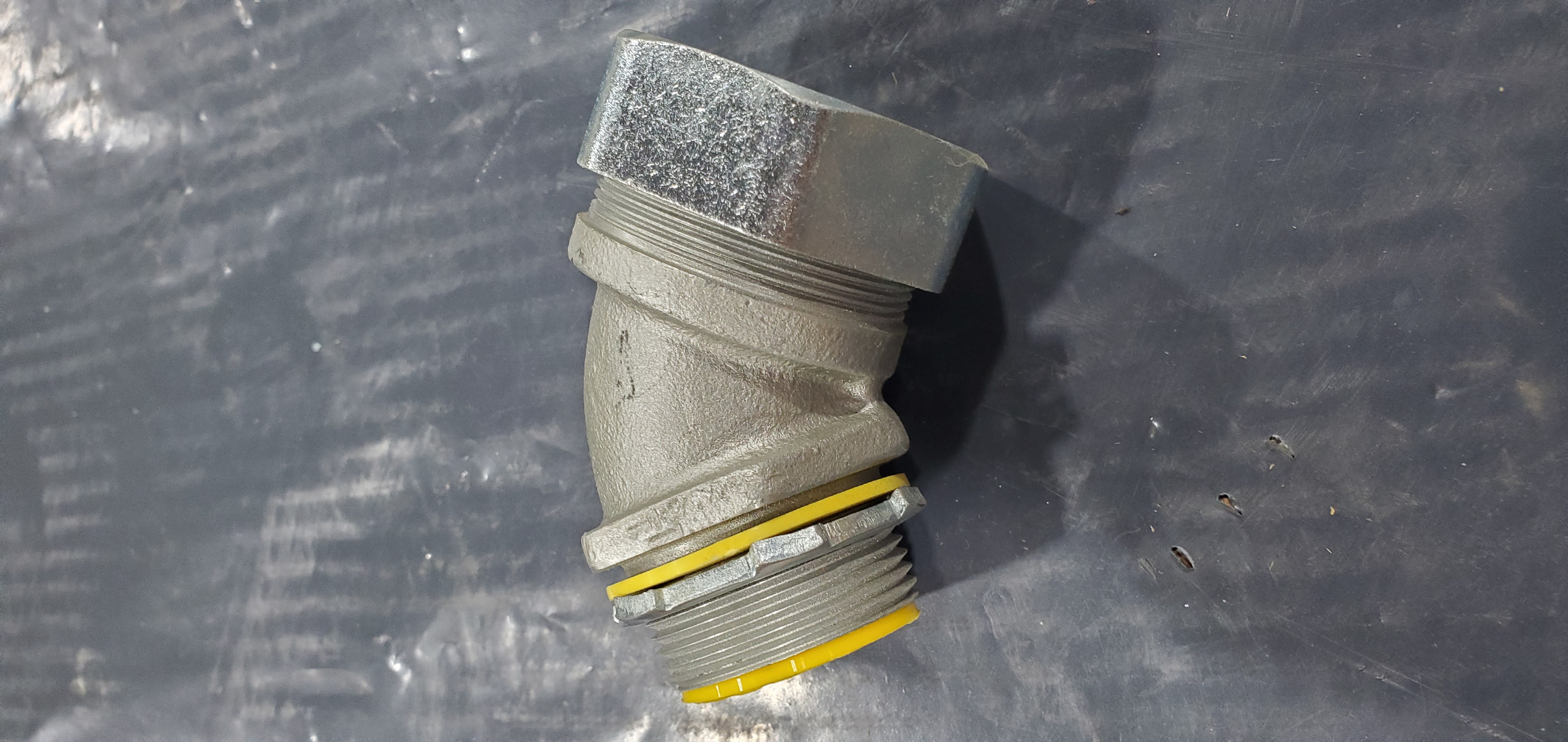 CONNECTOR, CNDCT INSUL STL 45DEG